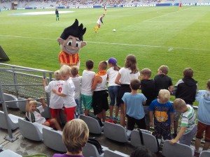 Szkołka Piłkarska OLIMPIC na meczu Korony Kielce